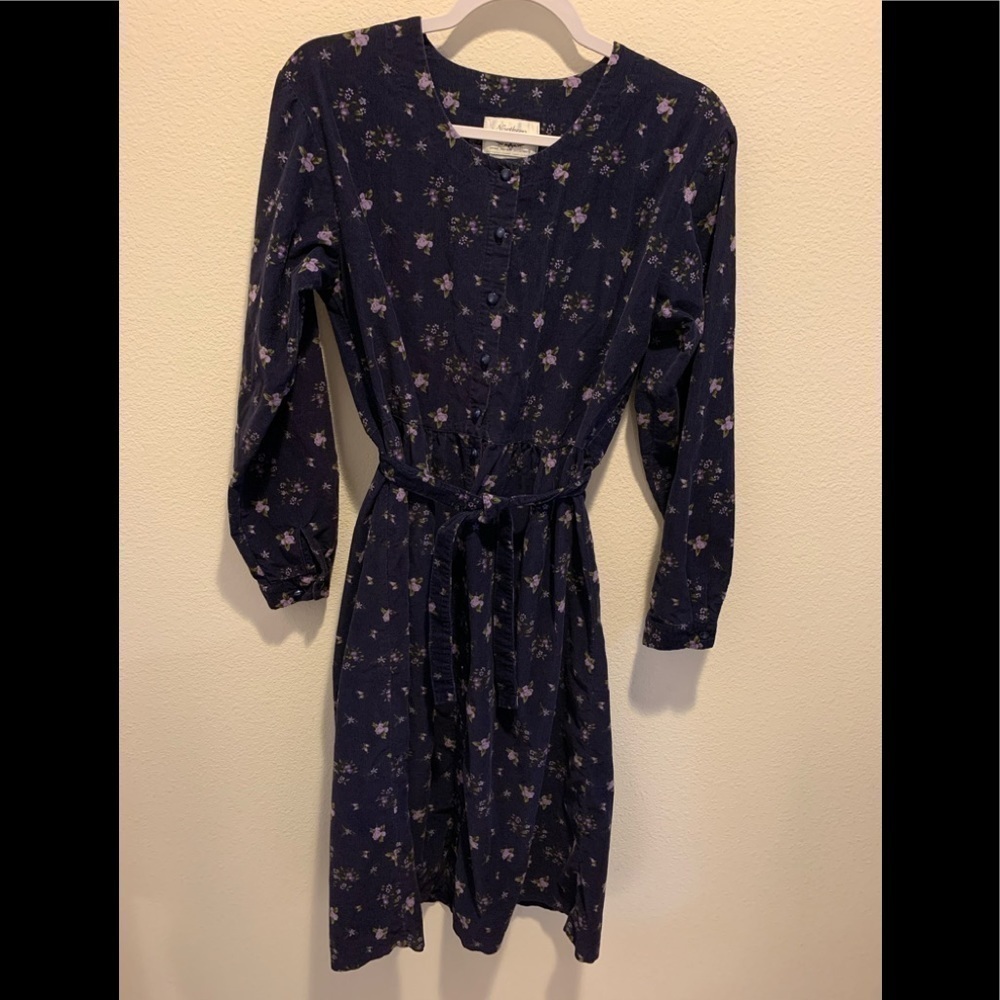 Northern Treasures Vintage Dress Navy w/ flowers​​​​​​​​​​​​​​​​​​​